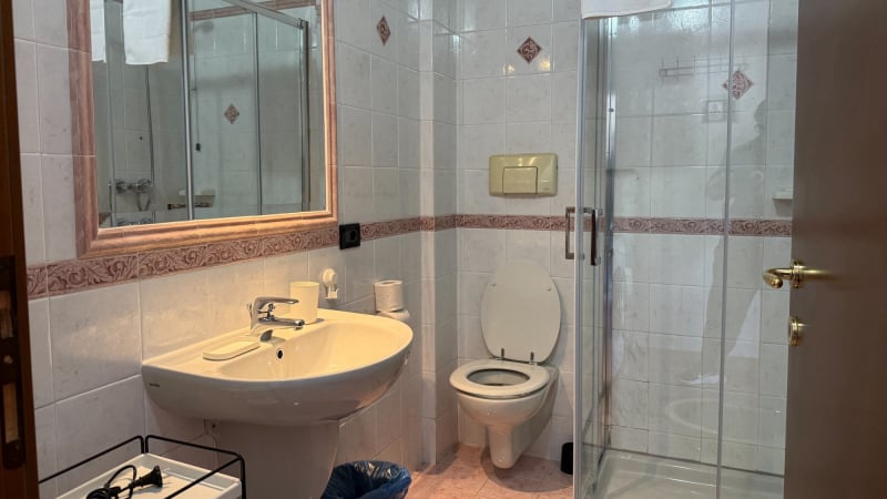 Bagno con doccia